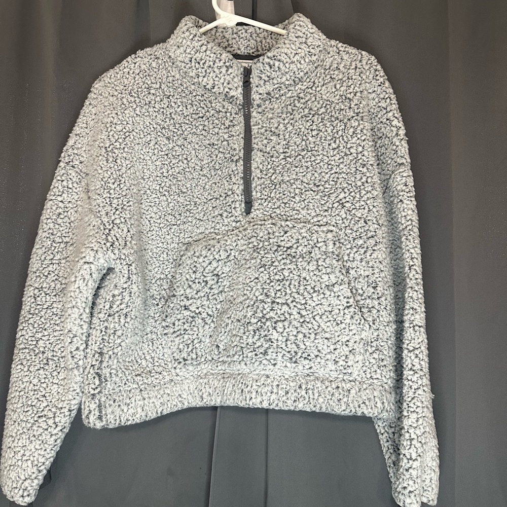 Sherpa quarter zip XL